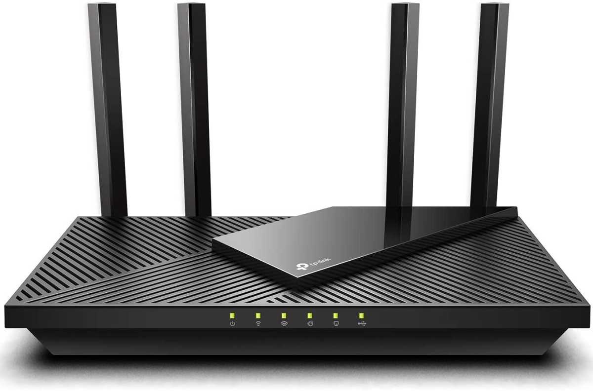 TP-Link Archer AX21 در زمینه سفید